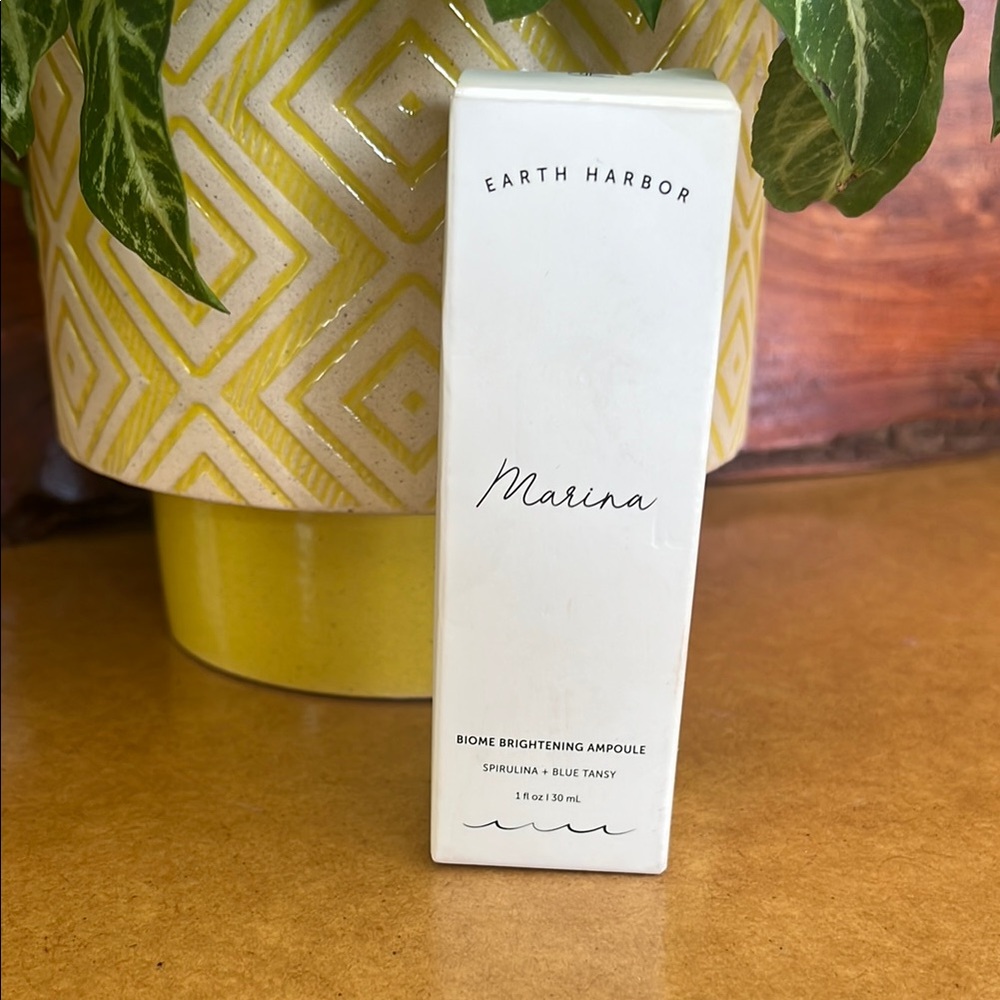 🌸 Earth Harbor Marina Biome Brightening Ampoule serum